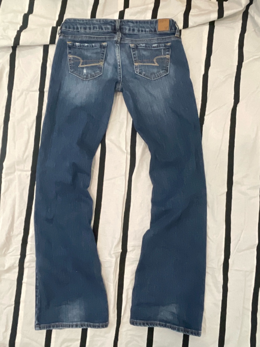 American Eagle Outfitters Women's Wide Flare Jeans in Blue